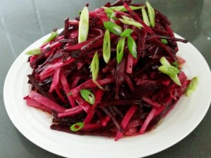 7 סלטי שורשים בריאים + רשימת ירקות שורש לסלט