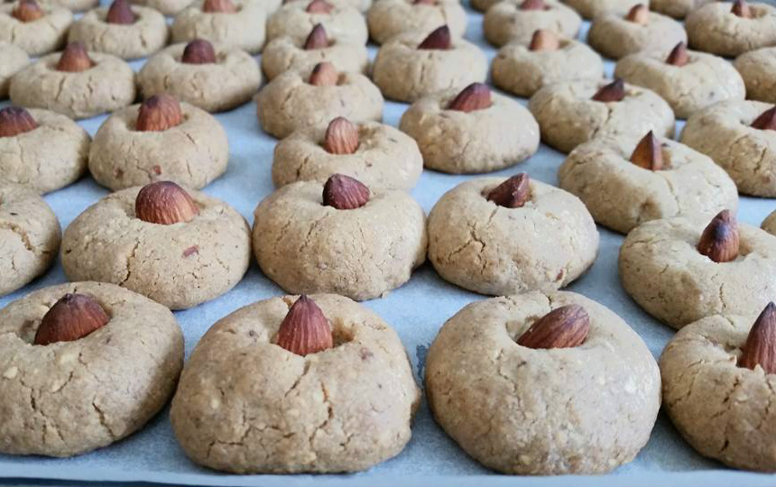 vegan almond cookies