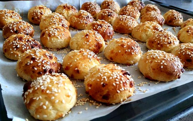 gluten-free-cheese-rolls