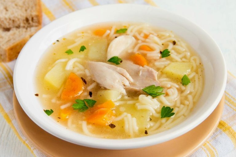 chicken soup with noodle