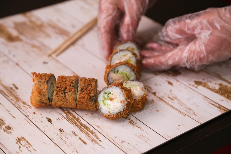 sushi-min