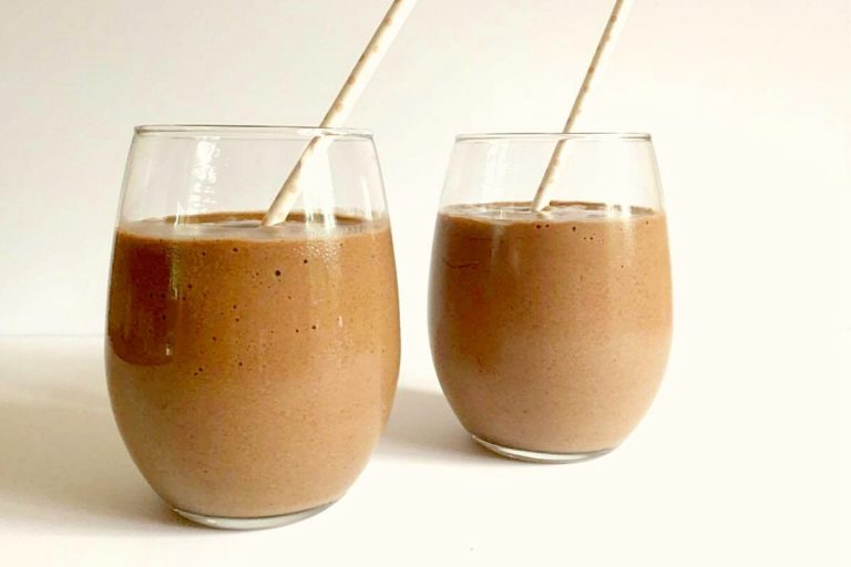 chocolate-banana-smoothie