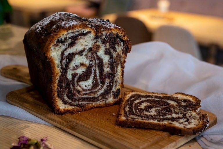 Nutella-babka-cake