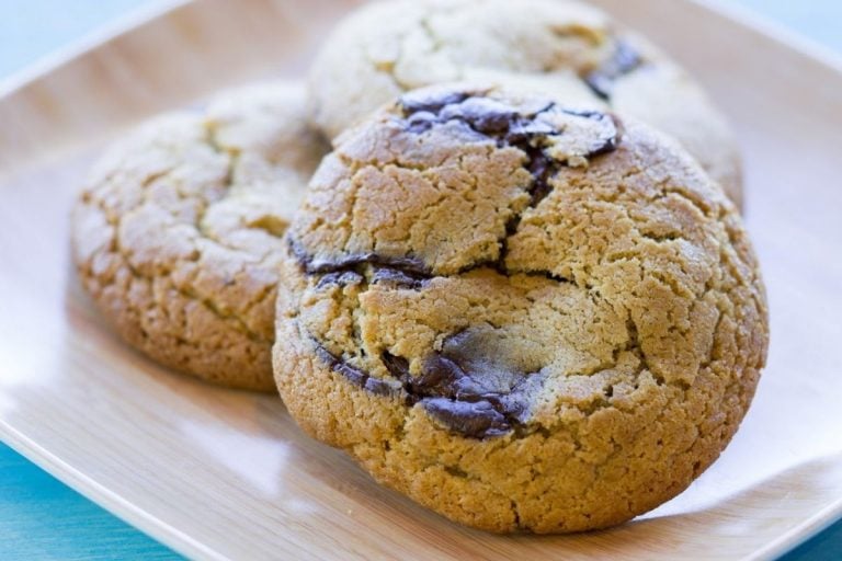 Tahini-and-chocolate-cookies
