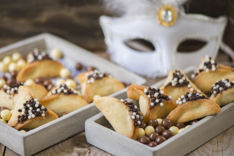 chocolate-hamantaschen