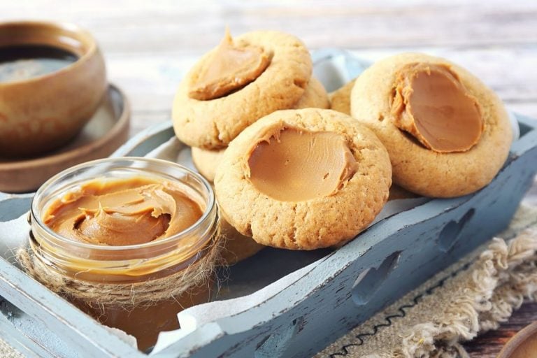 best-almond-cookies
