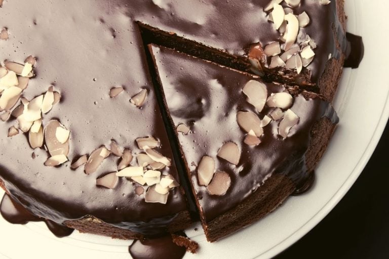 pound-chocolate-cake-for-passover