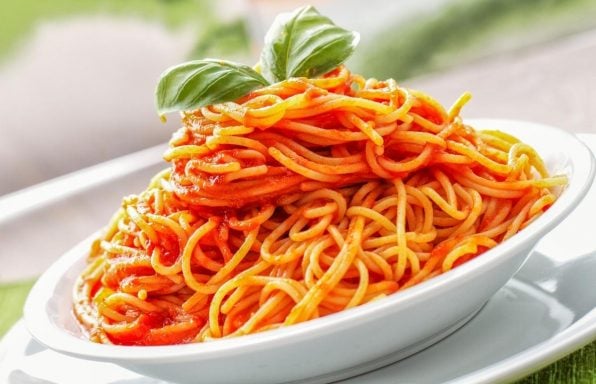 רוטב עגבניות לפסטה • ספגטי ברוטב עגבניות