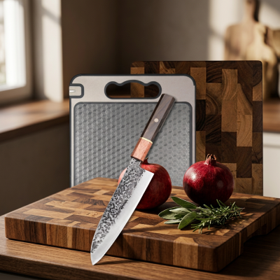 סט סכין סנטוקו יפנית בגימור ידני וקרש חיתוך עץ שיטה מקצועי